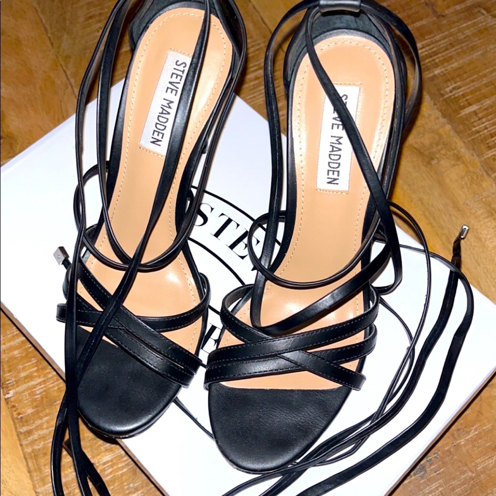 Steve Madden “Stunir” Open Toe Heels